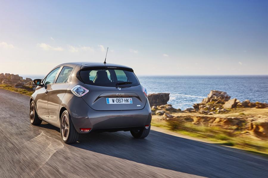  Renault Zoe Edition One 2016 года  (фото 23 из 30)
